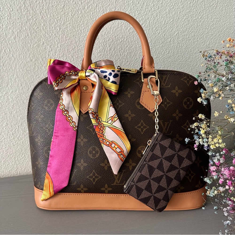 ☀️AUTHENTIC Louis Vuitton Alma PM☀️